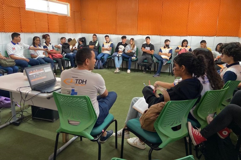 O trabalho voltado para crianças e adolescentes, mesmo com uma vasta experiência do TdH, é sempre desafador, afinal, os projetos sociais seguem como um aprendizado também para que promove. (FOTO: TdH)